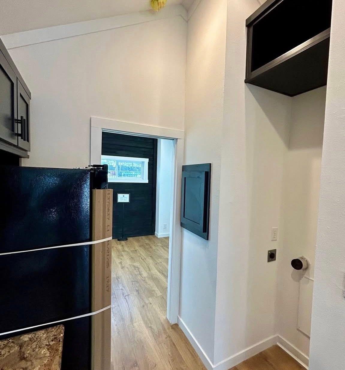 THE MOONSTONE 550 archive 3