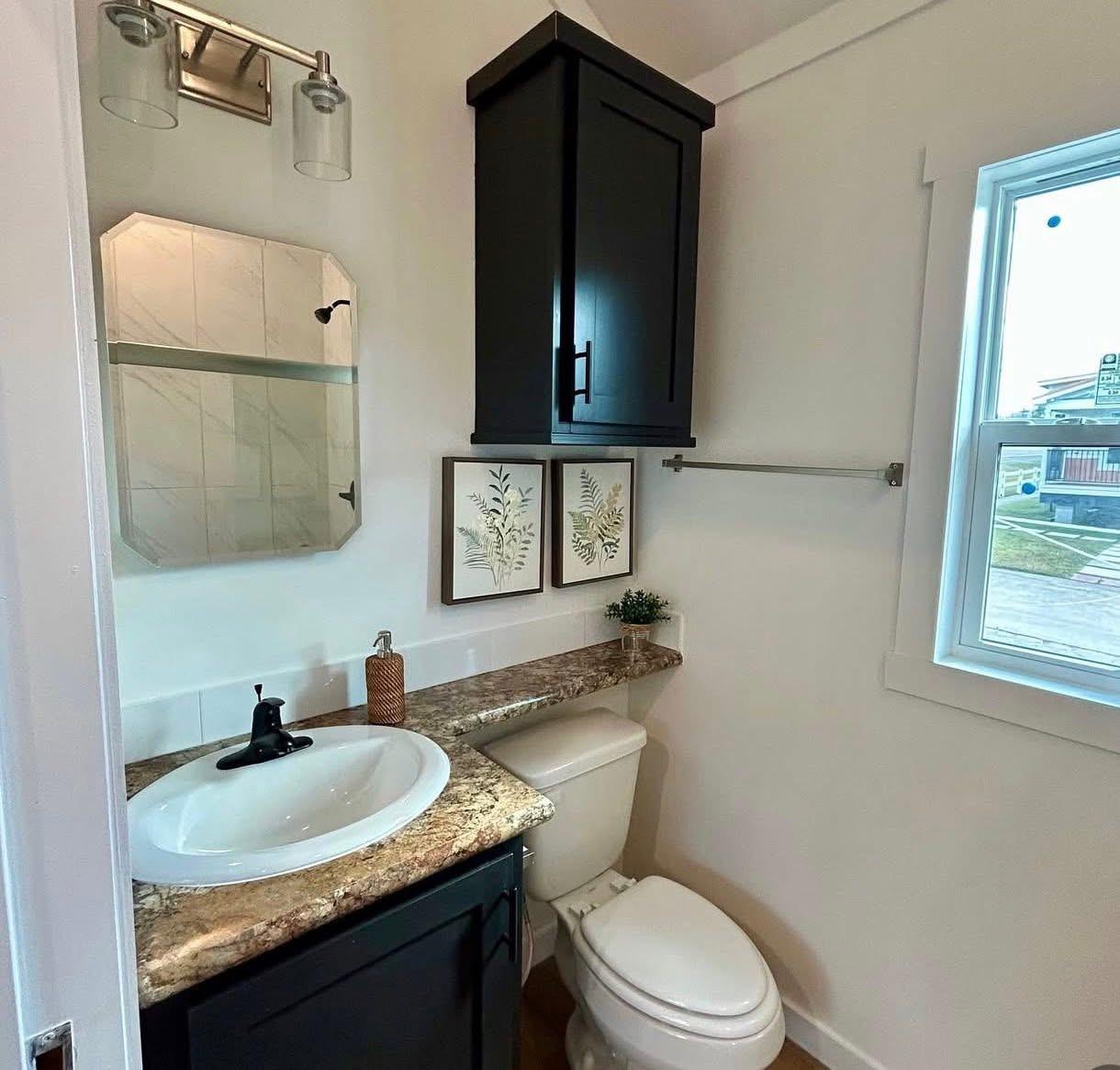 THE MOONSTONE 550 archive 5