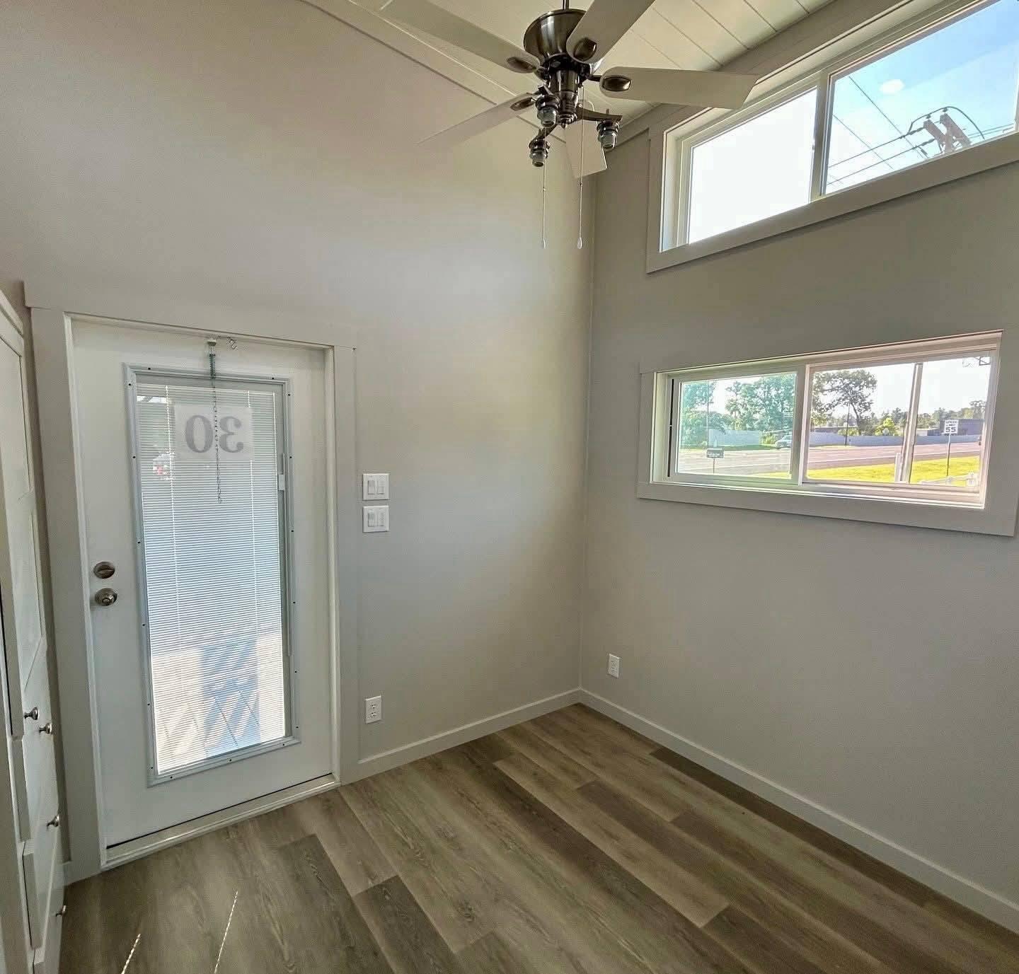 2023 CUSTOM LARK archive 13