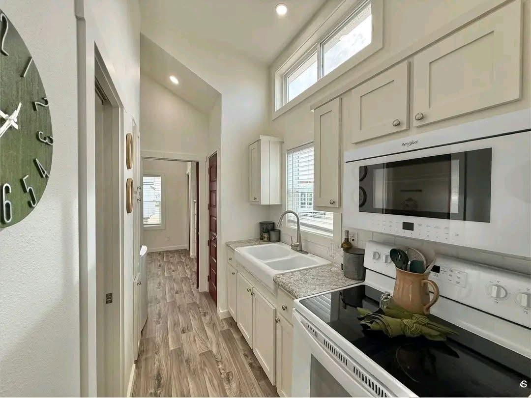 SANDPIPER P-549 PARK MODEL archive 0