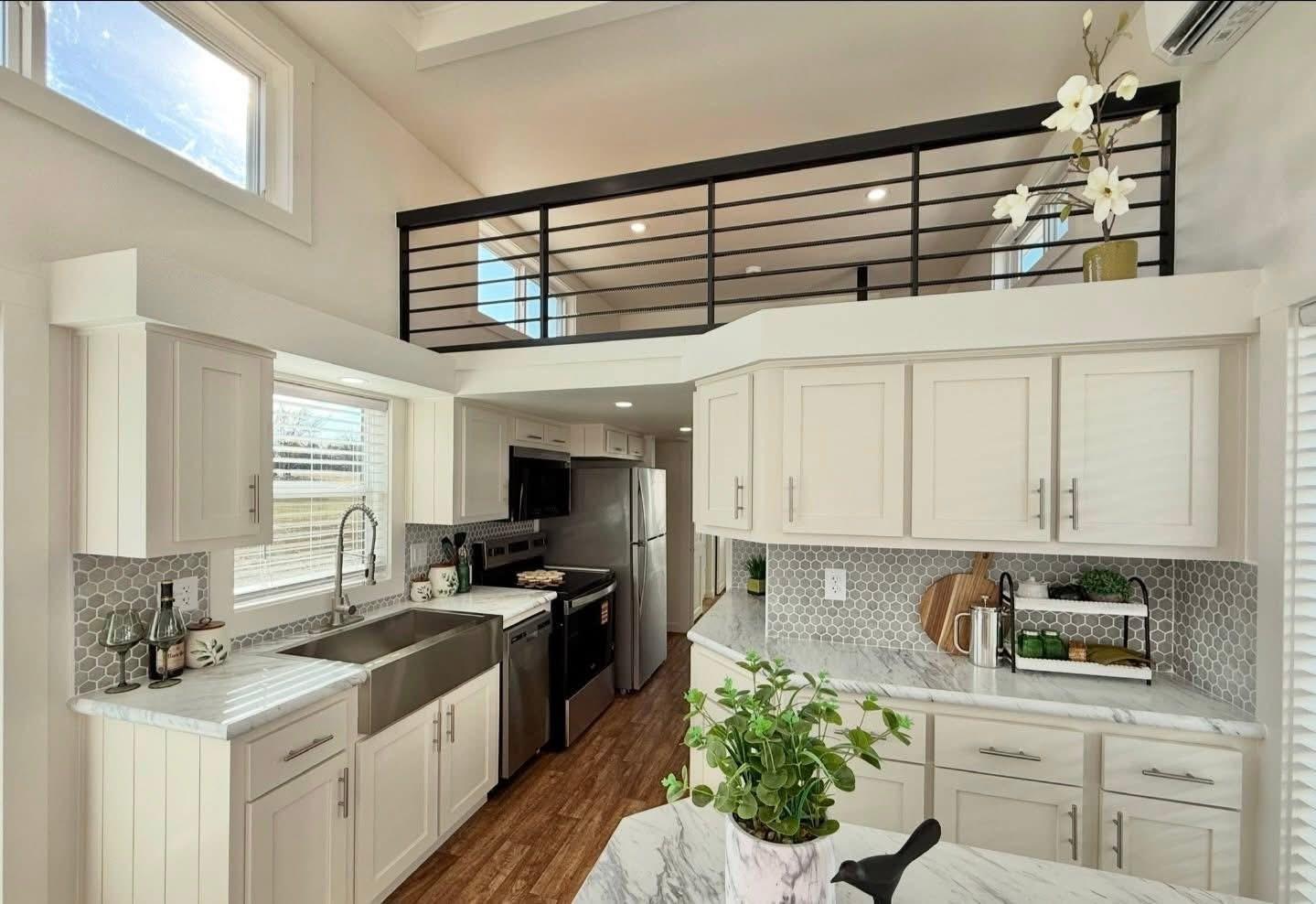 THE BAYVIEW REIMAGINED P-537SL archive 2