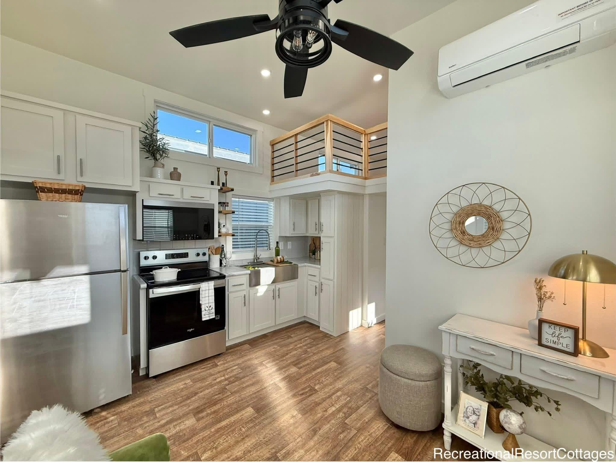 THE MARTIN 553 detail 2