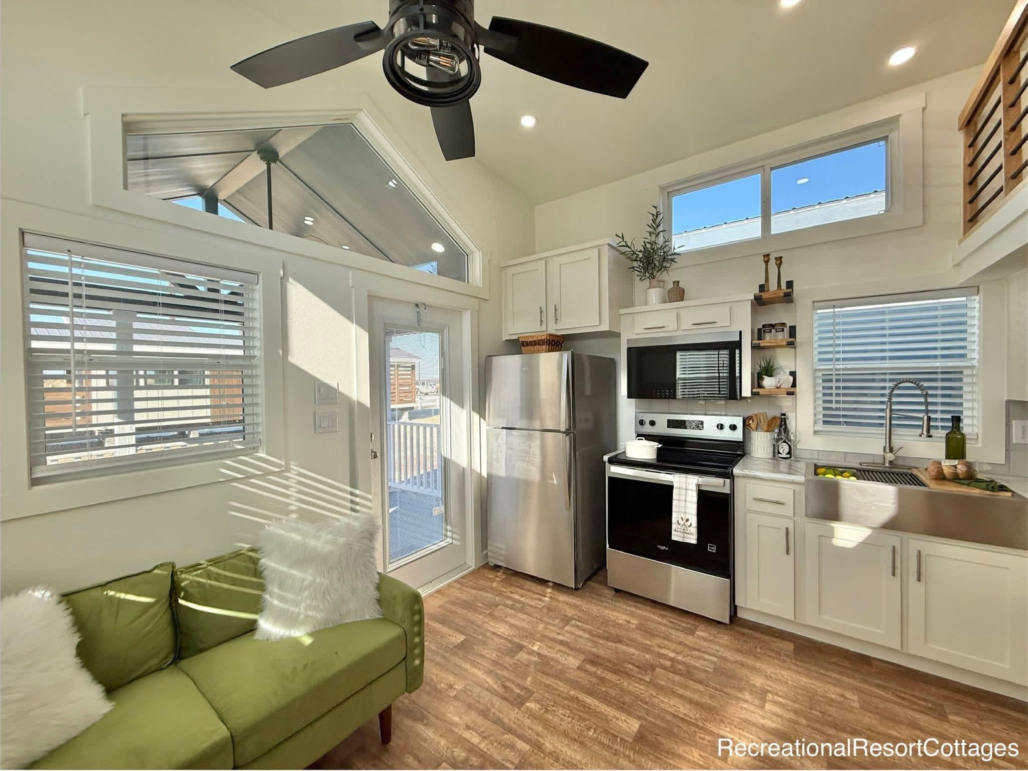 THE MARTIN 553 detail 3