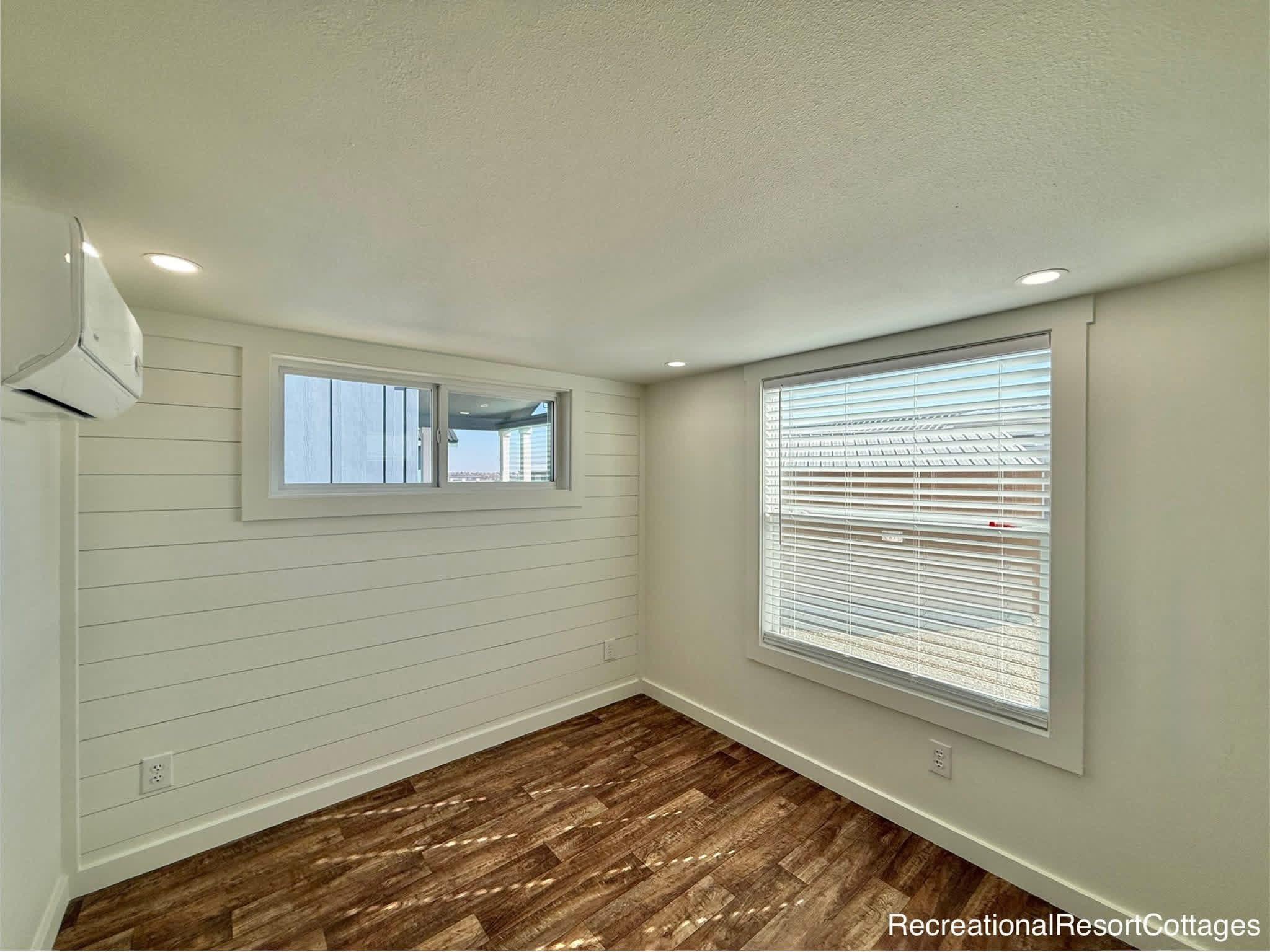 THE MARTIN 553 archive 6