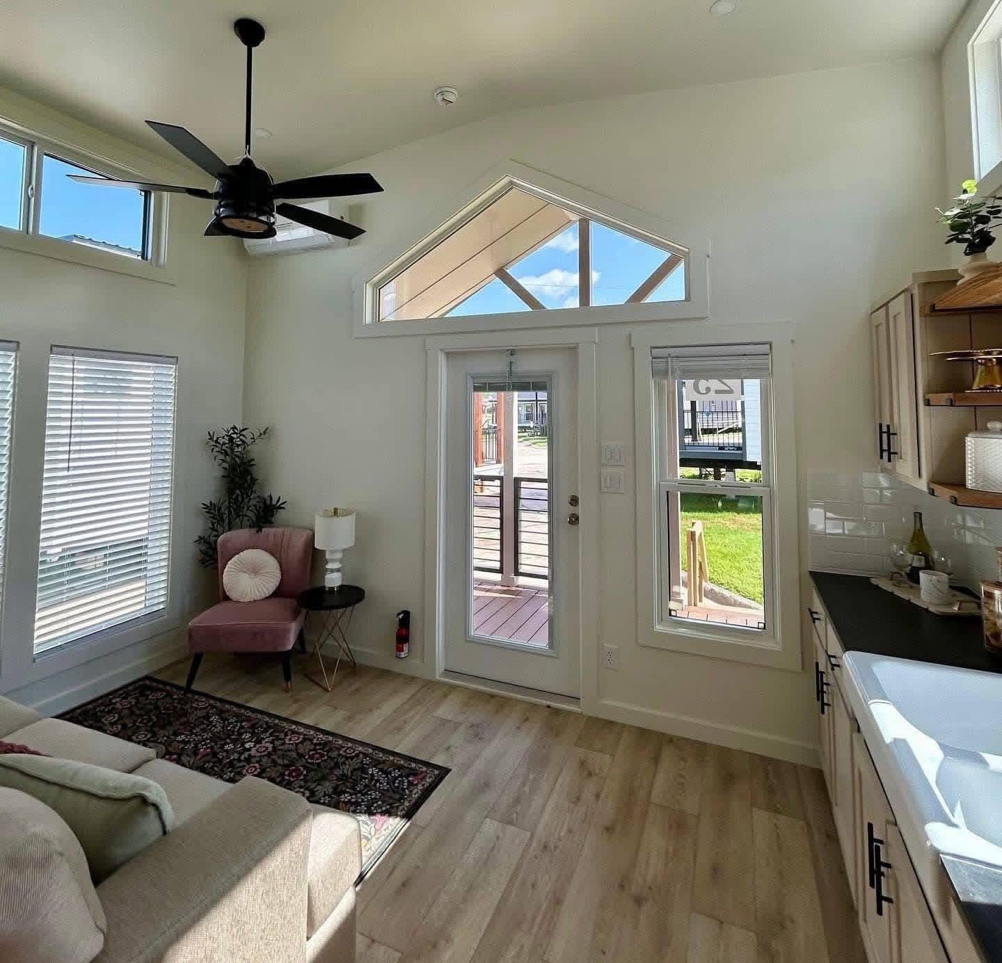 CARDINAL LOFT MODEL archive 1