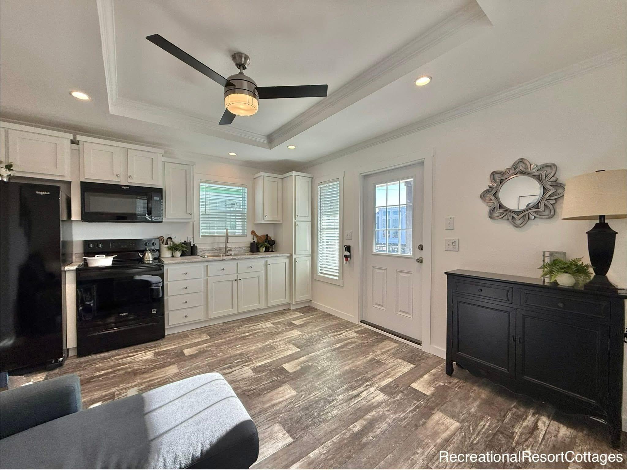 MALTESE APX-122 detail 3