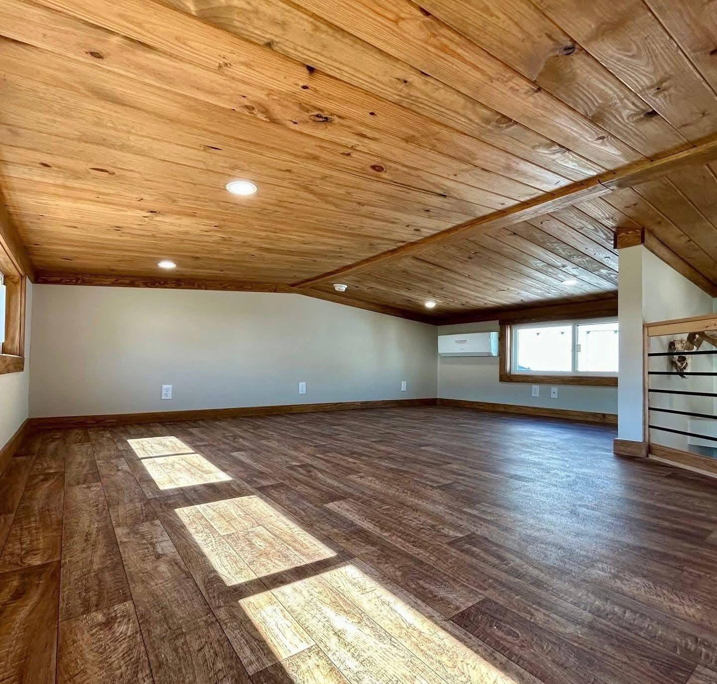 2021 TUMBLEWEED LOFT archive 8